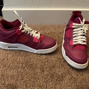 COPY - Nike Jordan 4s size 6